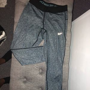 NIKE DRI-FIT LEGGINGS